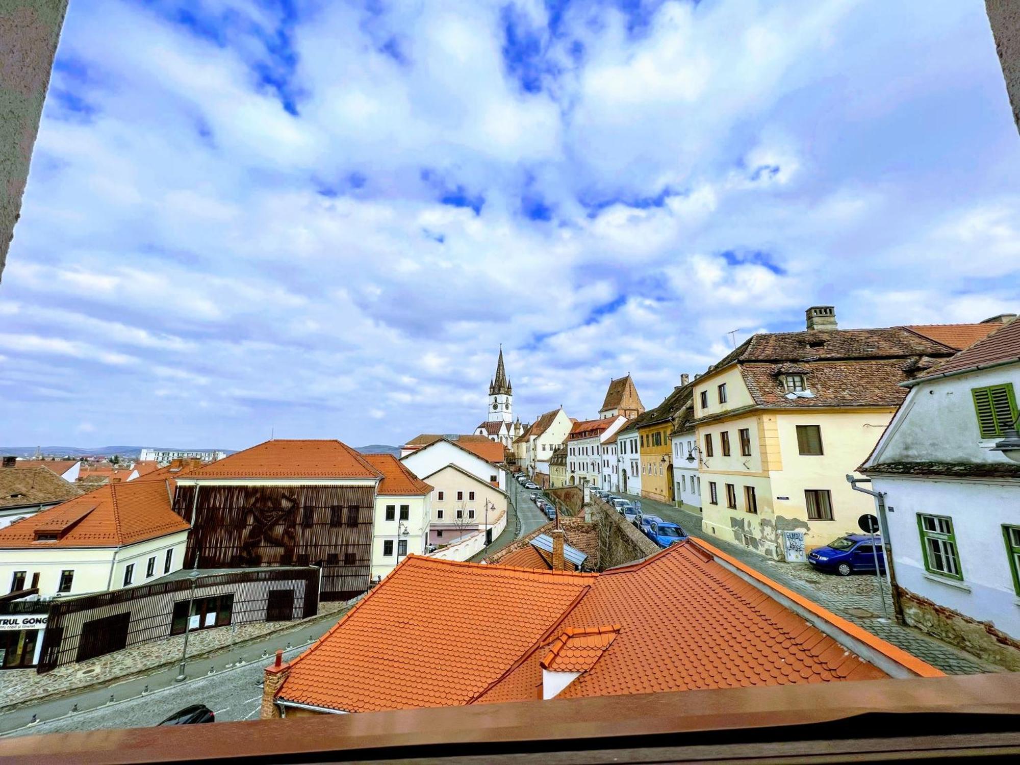 Loft By Lumiere Sibiu Hotel Екстериор снимка