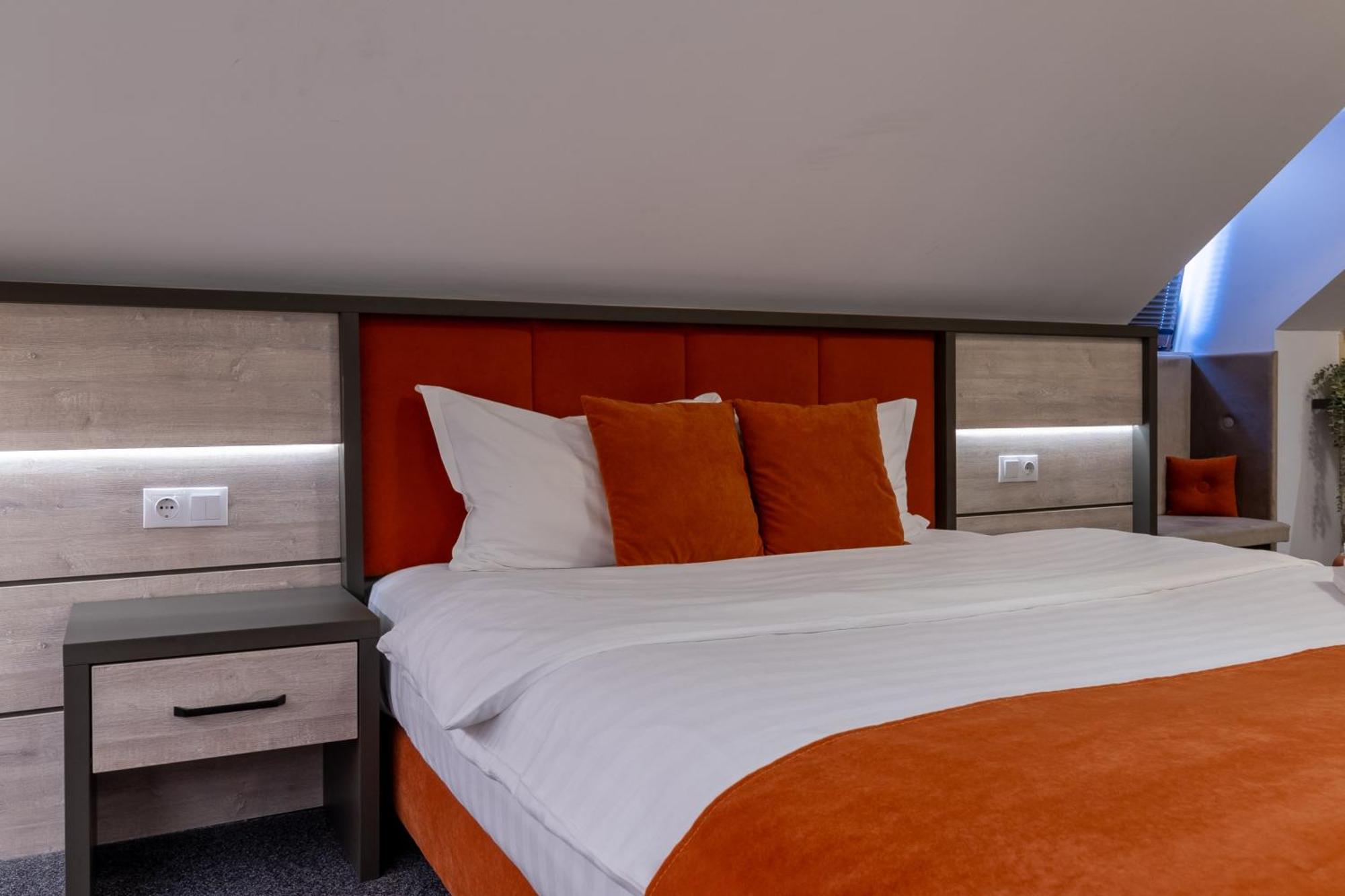 Loft By Lumiere Sibiu Hotel Екстериор снимка