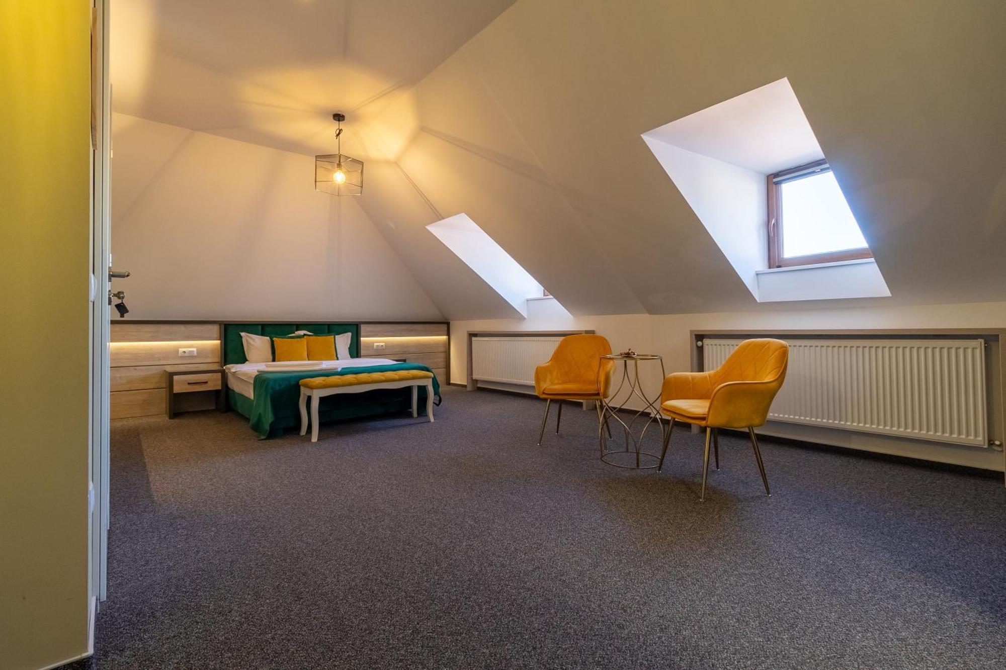 Loft By Lumiere Sibiu Hotel Екстериор снимка